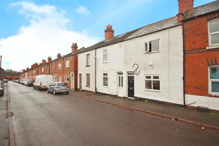 2 Bedroom Terraced House For Sale In Humphris Street, Warwick, Warwickshire, CV34