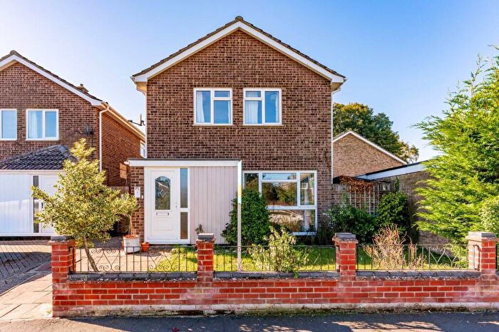 3 Bedroom Detached House For Sale In Holly Court, Wymondham, NR18