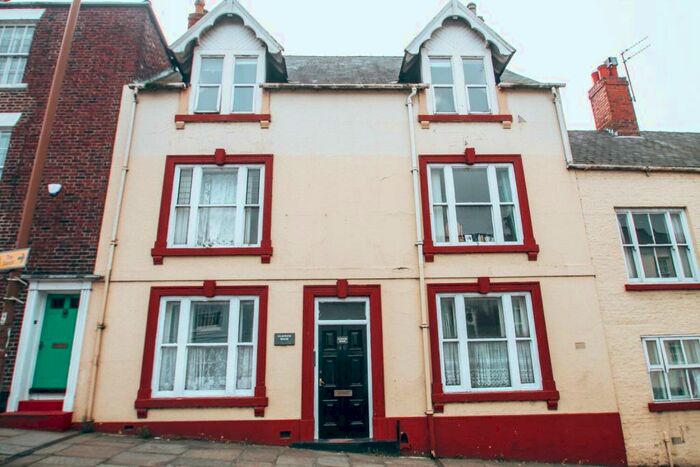 5 Bedroom Private Hall To Rent In Flat, Claypath, Durham, DH1