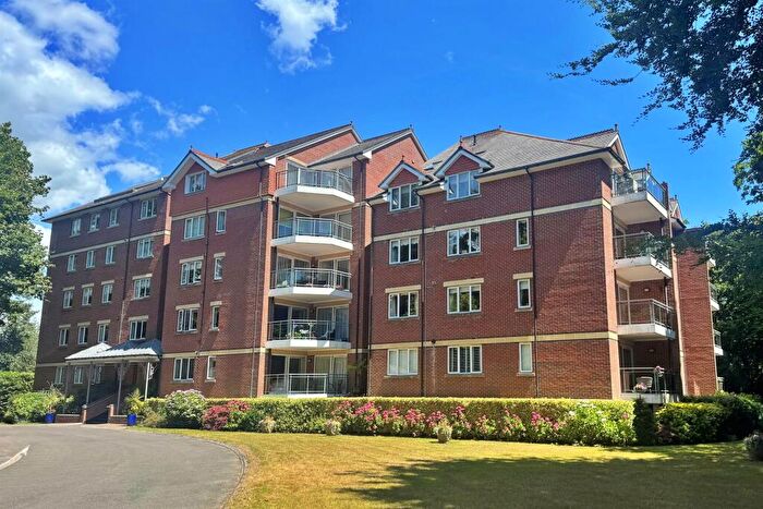 2 Bedroom Flat To Rent In Westbourne, BH13