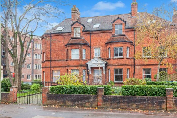 2 Bedroom Apartment To Rent In Woodstock Road, Oxford, OX2