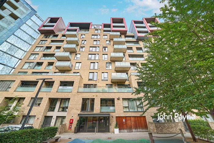 1 Bedroom Flat To Rent In Peartree Way, London, SE10