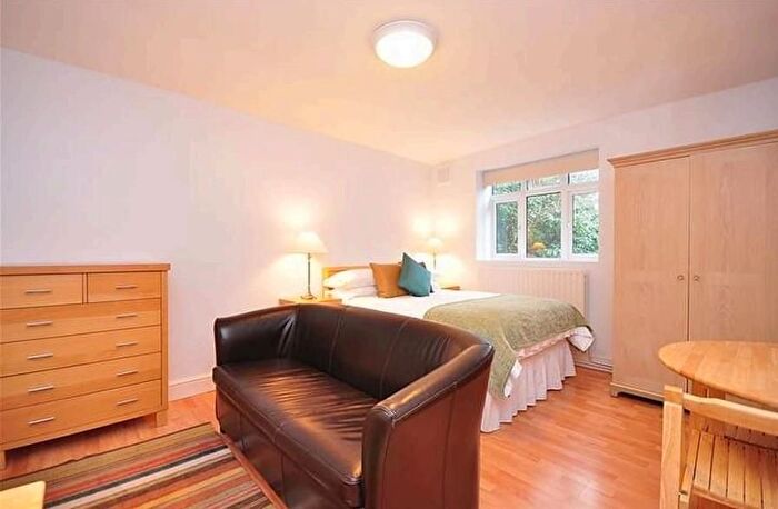 Studio To Rent In Langland Gardens, Hampstead, NW3