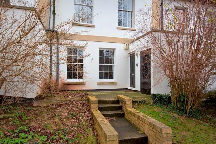 2 Bedroom Flat To Rent In Pro-Cathedral Lane, Clifton, Bristol BS8