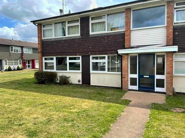 1 Bedroom Flat To Rent In Priory Close, Denham, Uxbridge, UB9