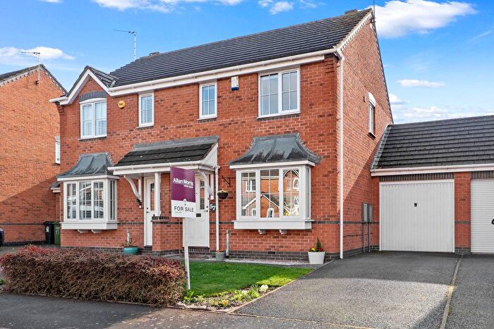 3 Bedroom Semi-Detached House For Sale In Showell Green, Droitwich, Worcestershire., WR9