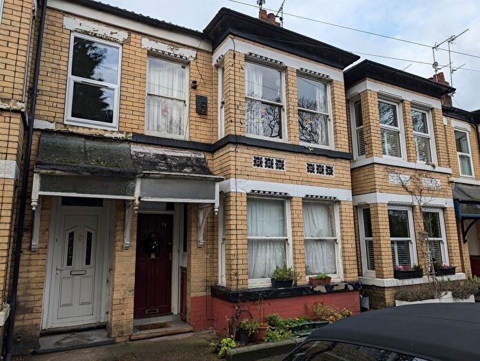 3 Bedroom Terraced House For Sale In Duesbery Street, Hull, HU5