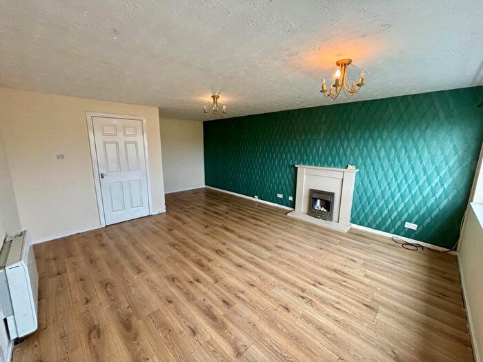 2 Bedroom Flat To Rent In Shaftoe Court, Killingworth, NE12