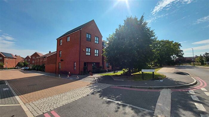4 Bedroom House To Rent In Enfield, EN2