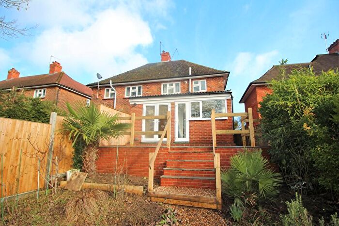 2 Bedroom Semi-Detached House To Rent In Hillcrest Road, Guildford, GU2