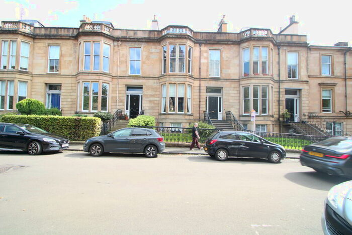2 Bedroom Apartment To Rent In Hamilton Park Avenue, G12