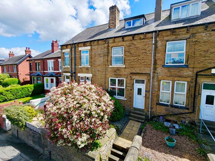 3 Bedroom Terraced House For Sale In Carlton Lane, Rothwell, Leeds, West Yorkshire, LS26