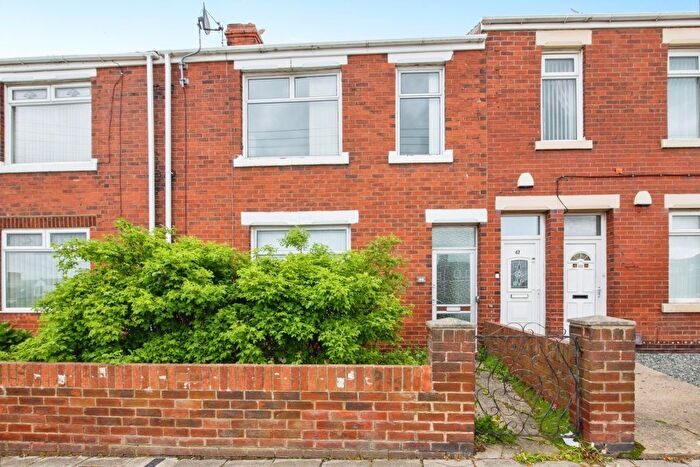 3 Bedroom Terraced House For Sale In Blind Lane, Sunderland, SR3