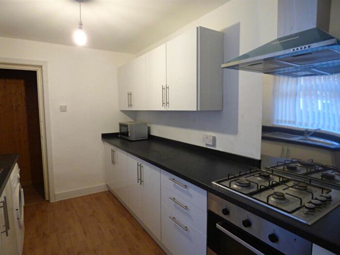 2 Bedroom Flat To Rent In Howe Street, Gateshead, NE8