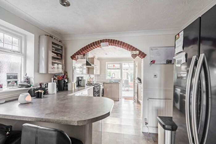 5 Bedroom Detached House For Sale In Bracon Road, Belton, NR31