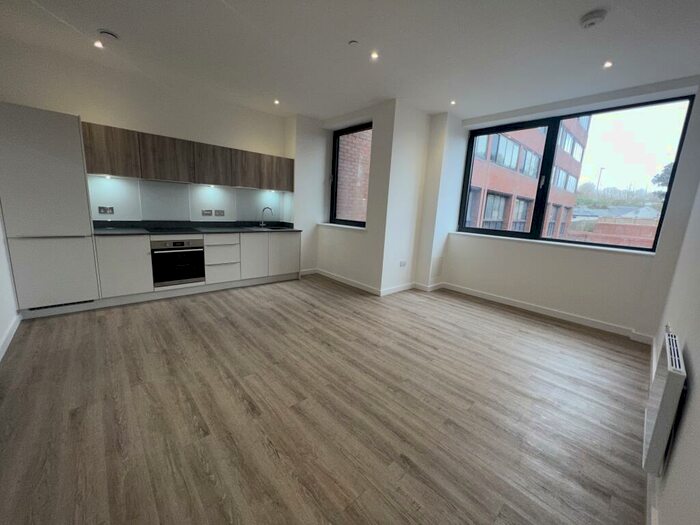 2 Bedroom Apartment To Rent In Alencon Link, Basingstoke, RG21