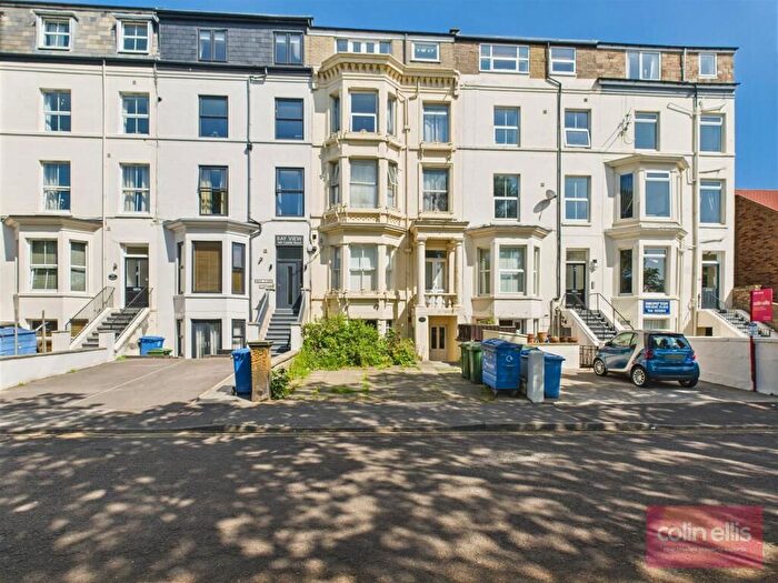 1 Bedroom Flat For Sale In Castle Road, Scarborough, YO11
