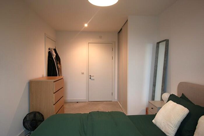 2 Bedroom Apartment To Rent In Stanley Street Manchester, M3