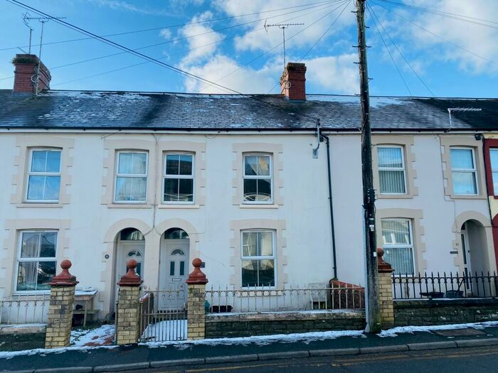 3 Bedroom House To Rent In North Road, Whitland, SA34