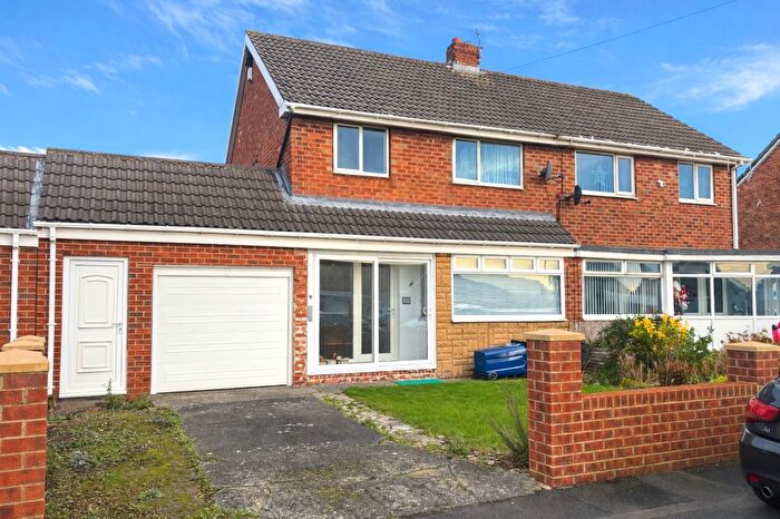 3 Bedroom Semi Detached House For Sale In Ross Lea, Shiney Row, DH4