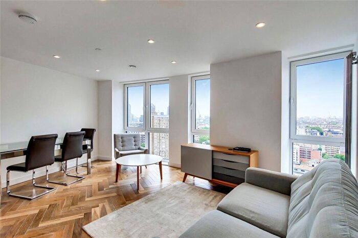 1 Bedroom Apartment To Rent In Eagle Point, City Road, London, EC1V