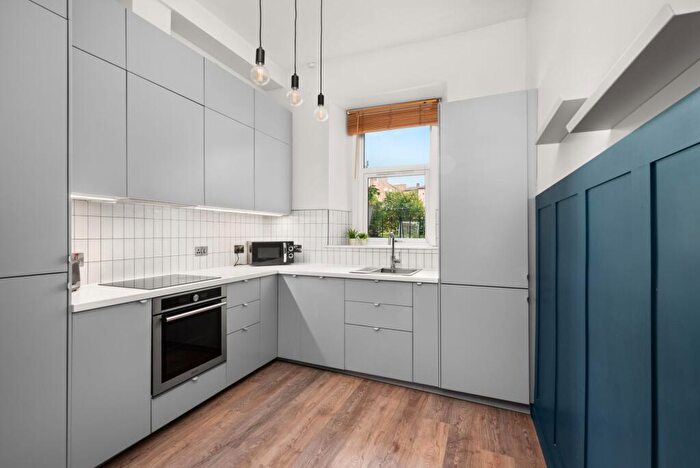 2 Bedroom Flat For Sale In G/ Blackness Avenue, Dundee, DD2