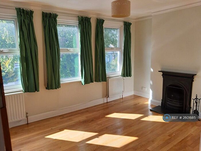 2 Bedroom Maisonette To Rent In Griffin Road, London, SE18