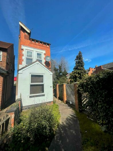 4 Bedroom Detached House To Rent In Rosebery Avenue, West Bridgford, NG2