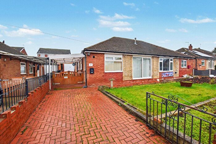 3 Bedroom Bungalow For Sale In Furness Avenue, Wrenthorpe, Wakefield, West Yorkshire, WF2