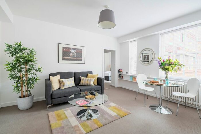 1 Bedroom Flat To Rent In Dolphin Square, London, SW1V