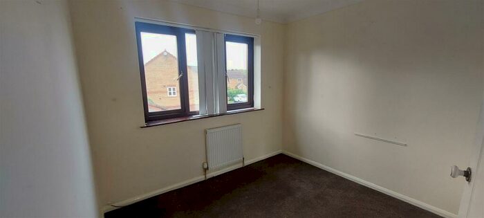 4 Bedroom Semi-Detached House To Rent In Thornleigh Dr, Orton Longueville, Peterborough, PE2