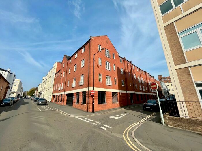 2 Bedroom Apartment To Rent In The Corner House, Leamington Spa, CV32