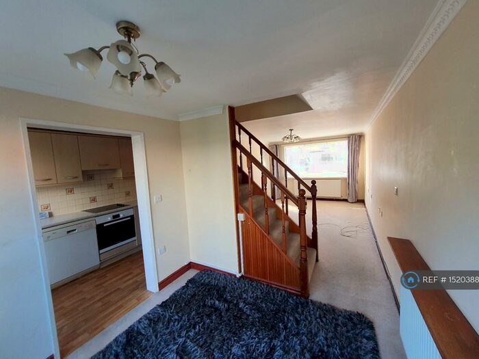 3 Bedroom Terraced House To Rent In York Road, Canterbury, CT1