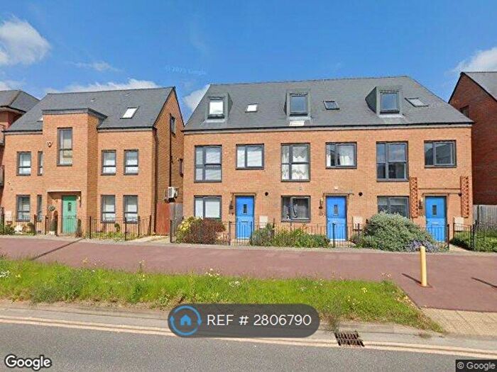 4 Bedroom Terraced House To Rent In Countess Way, Milton Keynes, MK10