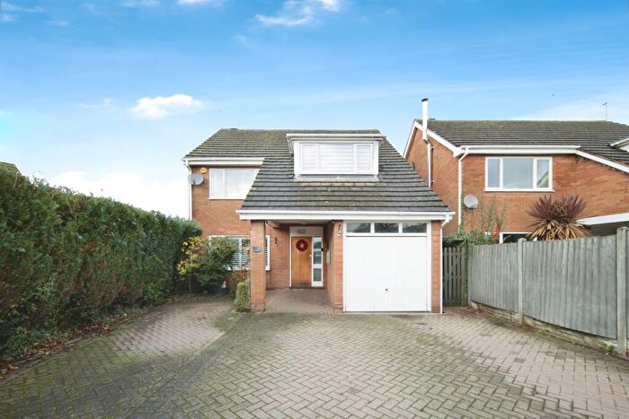 4 Bedroom Detached House For Sale In Rushton Close, Balsall Common, Coventry, CV7