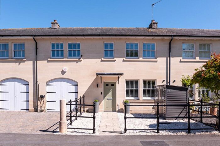 3 Bedroom Terraced House For Sale In Kempthorne Lane, Bath, BA2