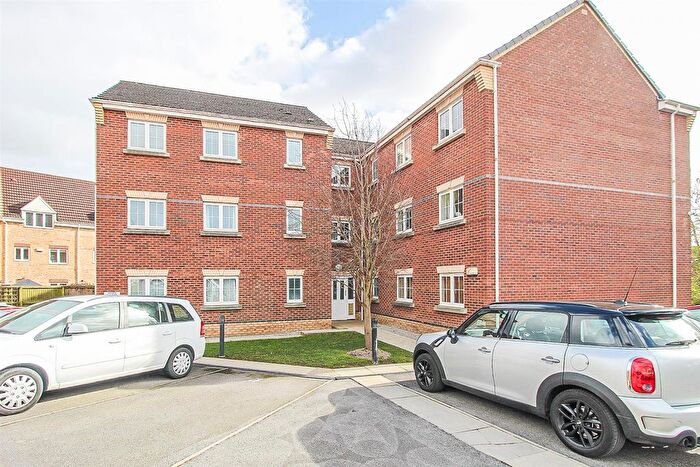 2 Bedroom Flat For Sale In Sabine Fold, Horbury, WF4