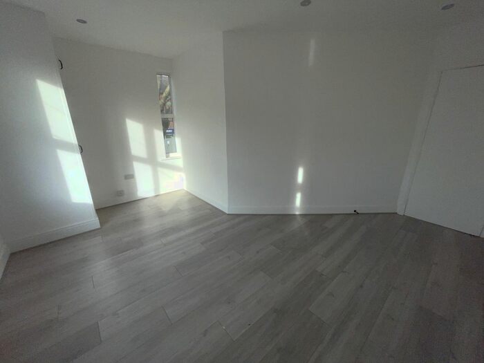 1 Bedroom Flat To Rent In Blaby Road, Wigston, LE18