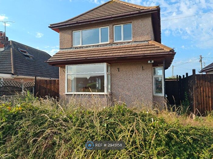 3 Bedroom Detached House To Rent In Charlesville Road, Rhyl, LL18