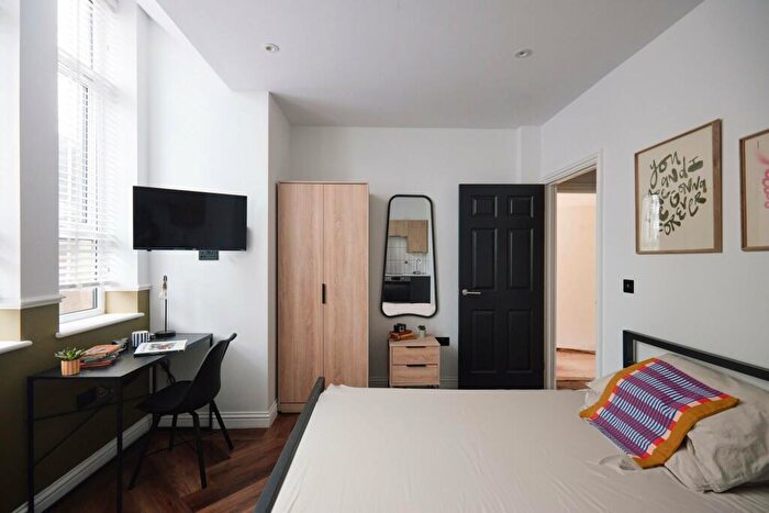 1 Bedroom Flat To Rent In Thurloe Street, M14