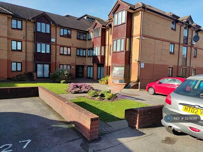 1 Bedroom Flat To Rent In Cleveland Road, Bournemouth, BH1