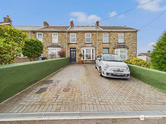 2 Bedroom Terraced House For Sale In Newton Road, Troon, TR14
