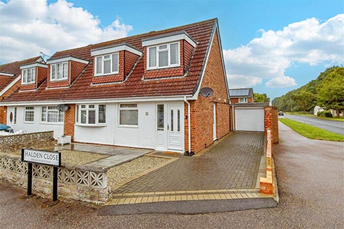 2 Bedroom Semi Detached House For Sale In Halden Close, Maidstone, Kent, ME15