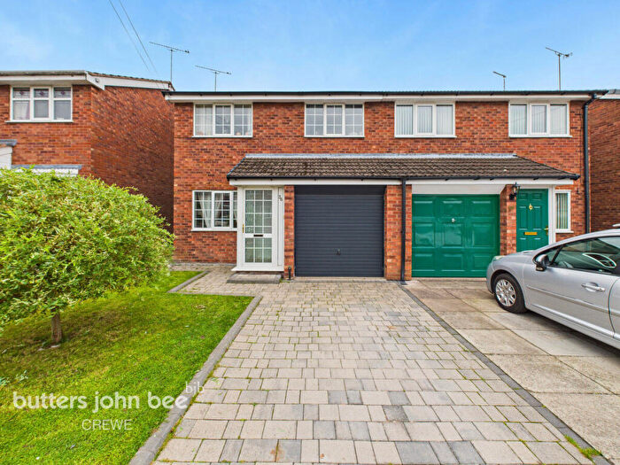 3 Bedroom Semi-Detached House For Sale In Waldron Gardens, Crewe, CW2