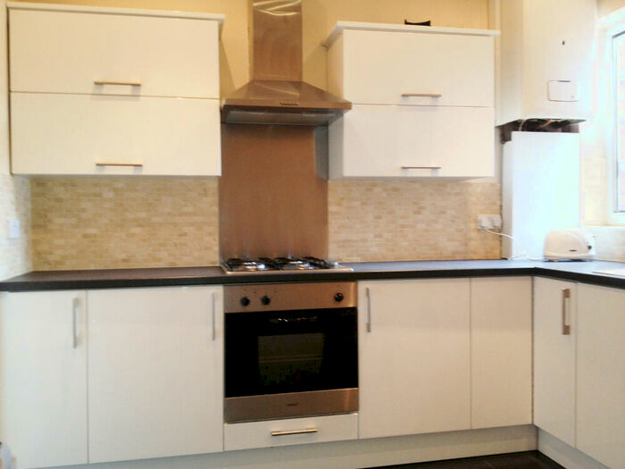 4 Bedroom Flat To Rent In Wilmslow Road, Fallowfield, Manchester, M14