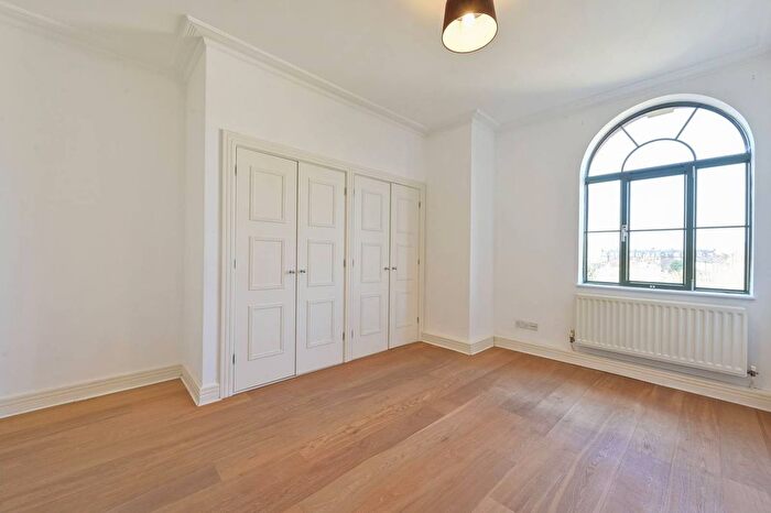 1 Bedroom Flat To Rent In Somerville Avenue, Barnes, London, SW13