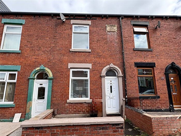 3 Bedroom Terraced House For Sale In Brompton Street, Glodwick, Oldham, OL4