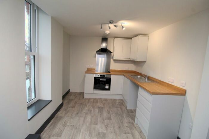 1 Bedroom Flat To Rent In Radford Road, Nottingham, NG7