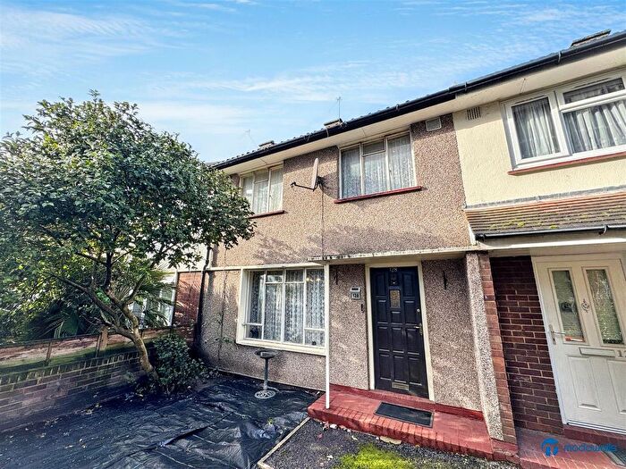 3 Bedroom Property For Sale In Church Street, London, E15