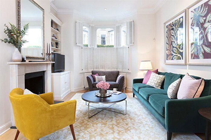 4 Bedroom Terraced House To Rent In Radipole Road, Fulham, London, SW6